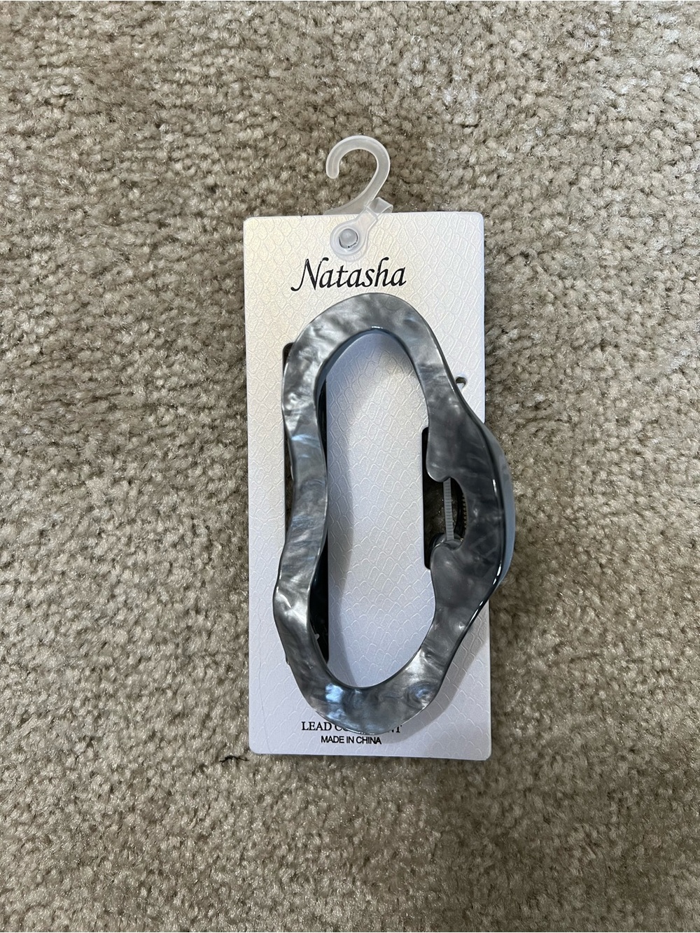 Natasha Couture Gray Marbled Resin Wave Hair Clip